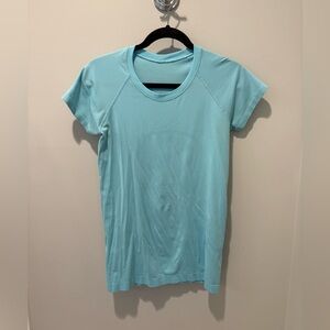 Lululemon Swiftly Tech Short Sleeve Light Blue Women's Top Size 8